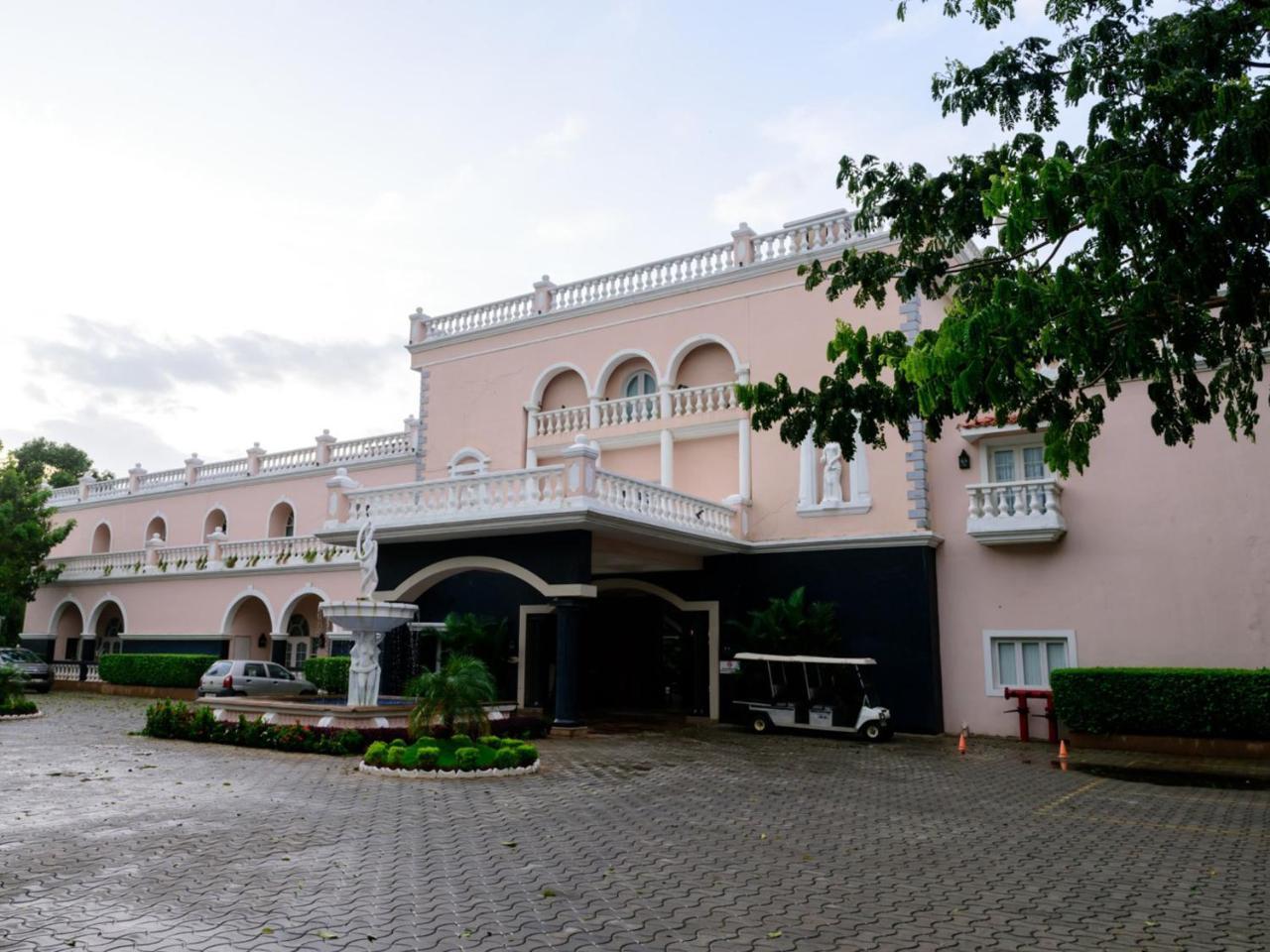果阿马辛德拉俱乐部酒店 比纳里姆 外观 照片